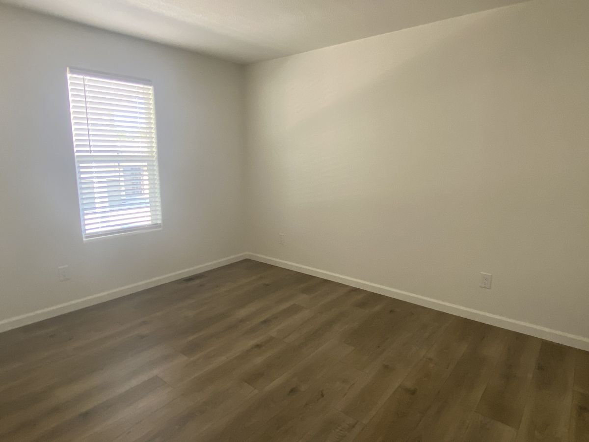 1110 North Henness Rd 2307