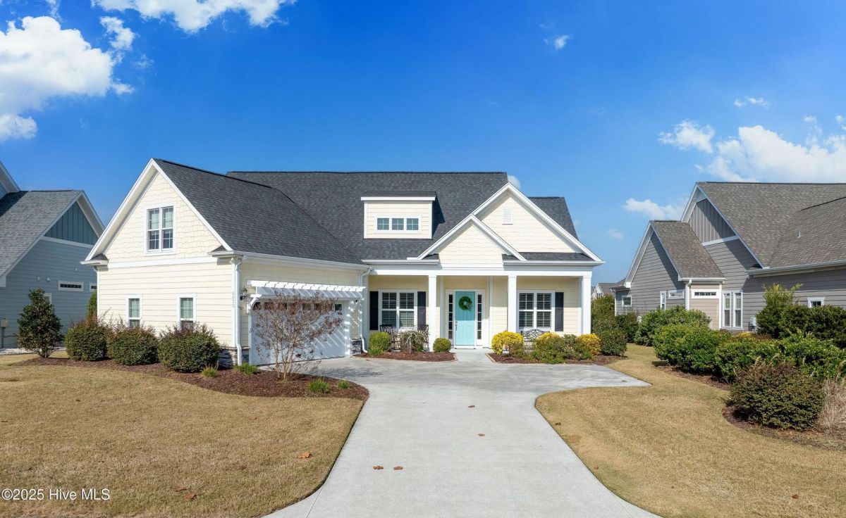 3073 Beachcomber Drive