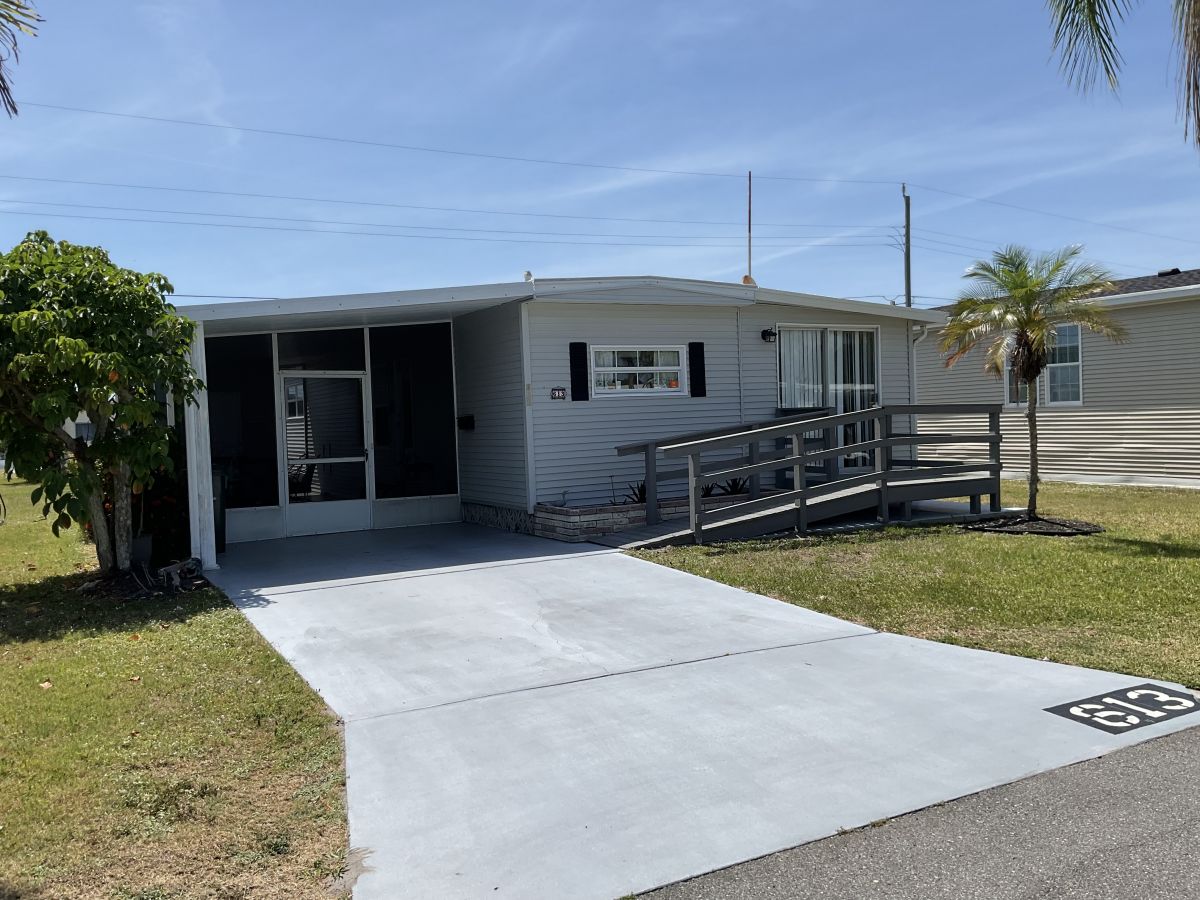 3901 Bahia Vista St. #613