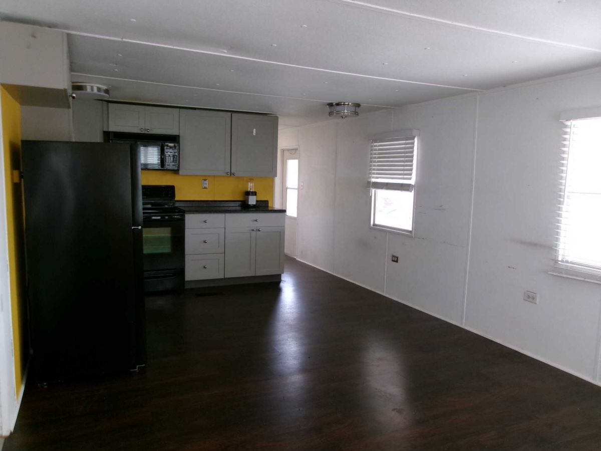 2701 34th St N. lot 304