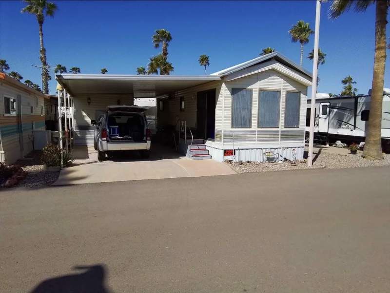 1050 S. Arizona Blvd. #108