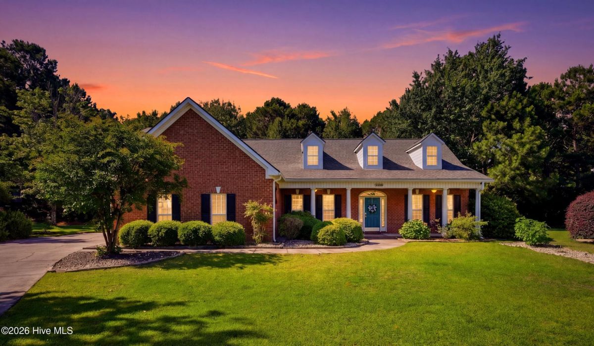 3733 Winstead Circle