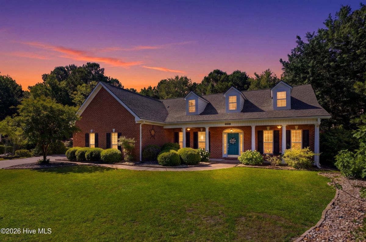 3733 Winstead Circle