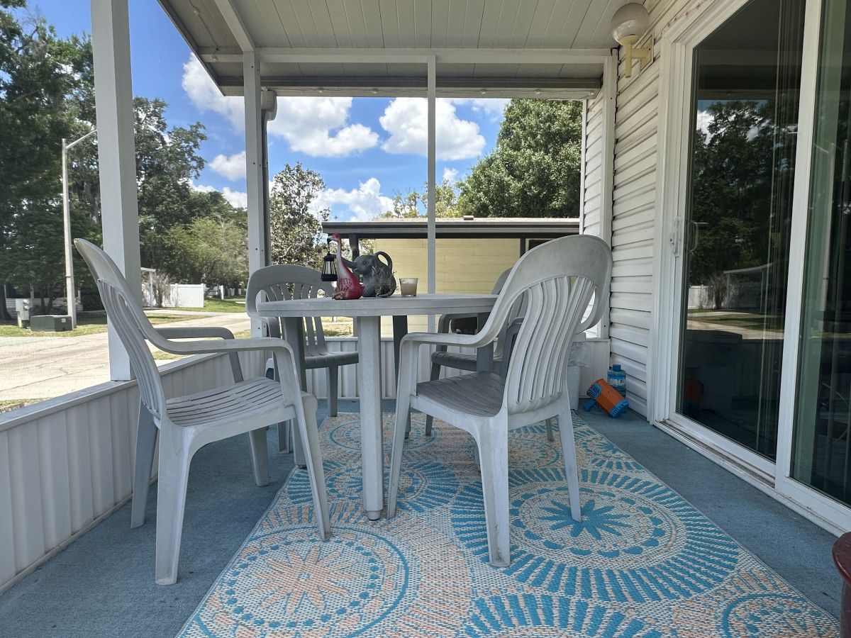 1632 Geranium Loop