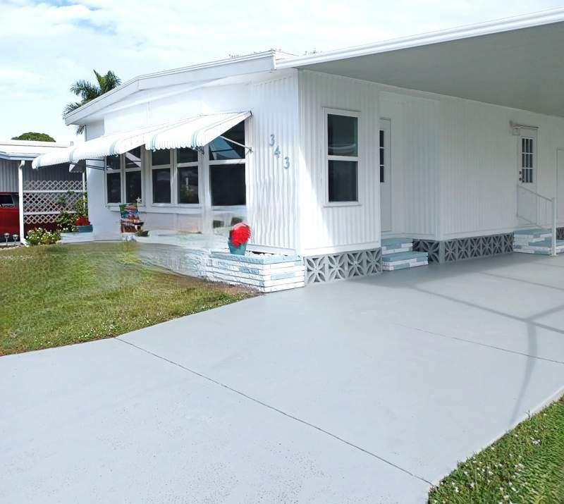 343 AVOCADO ST