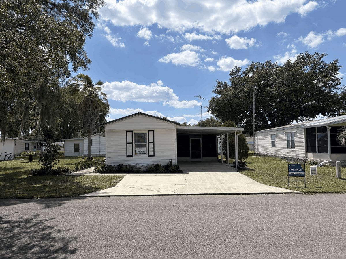 454 Carnation Drive