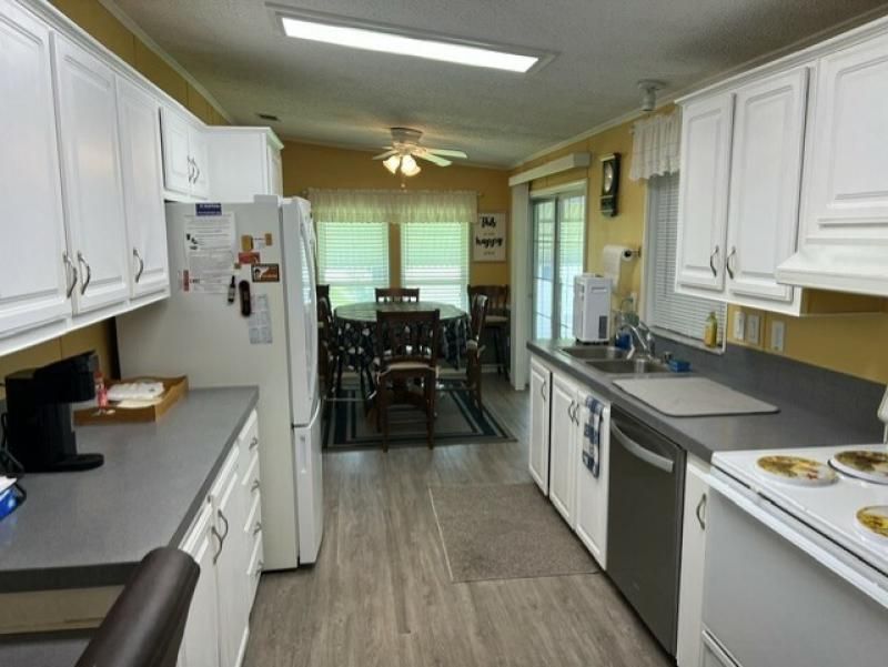 151 Begonia Terrace