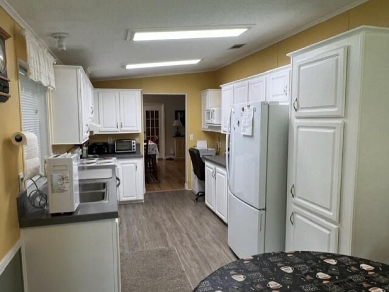 151 Begonia Terrace