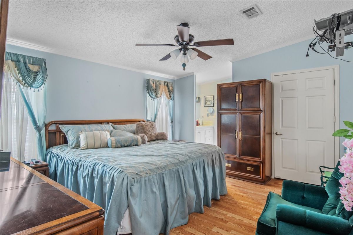 331 Belle Tower Ave