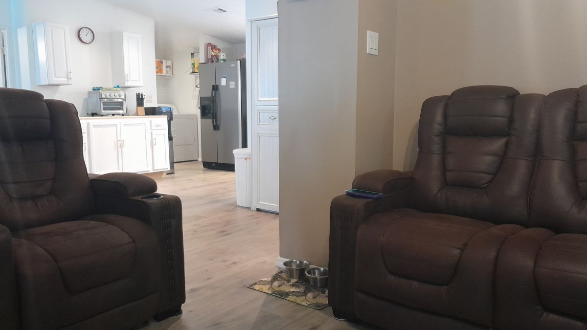 9833 KENNETH LN, LOT #115