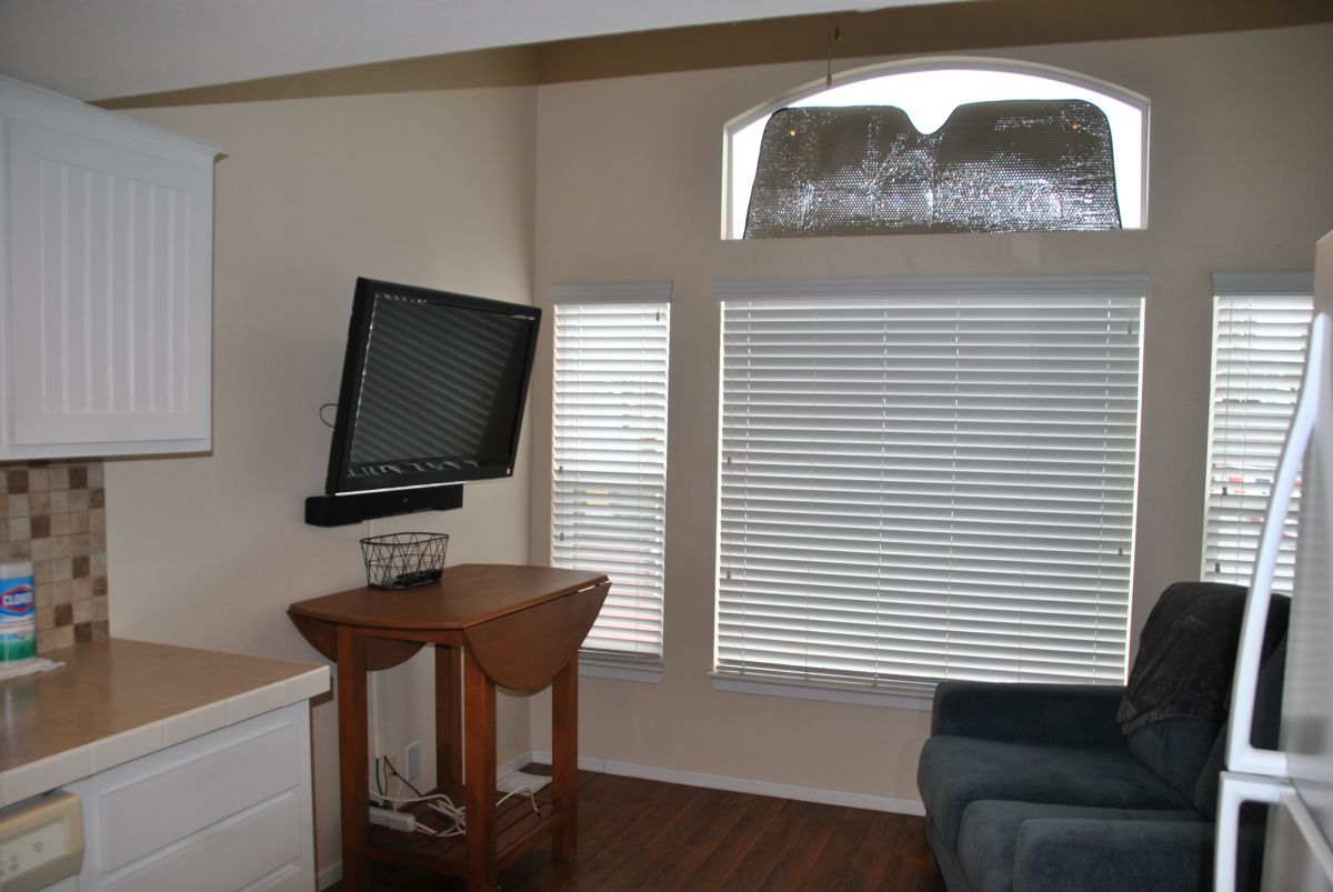 200 S. Dolliver St, Site 036