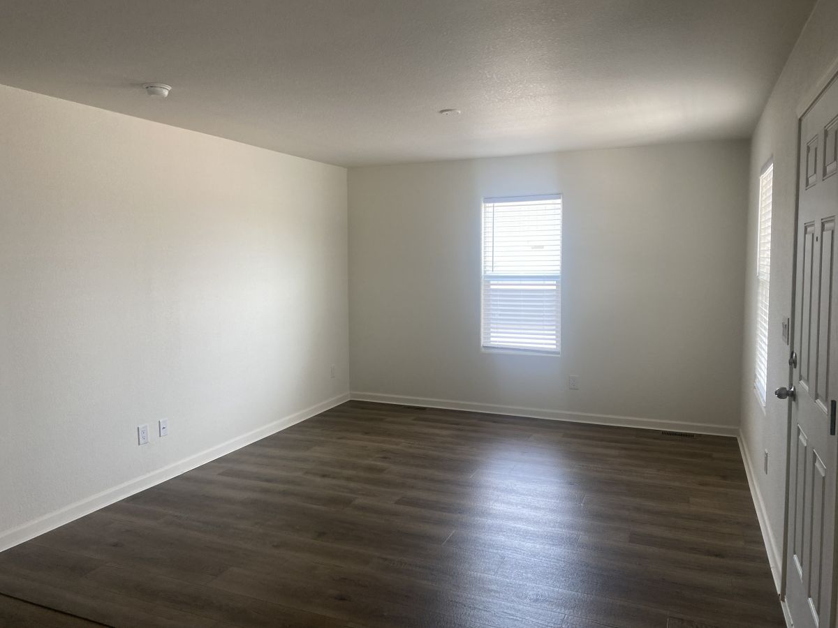 1110 North Henness Road, Site 02070