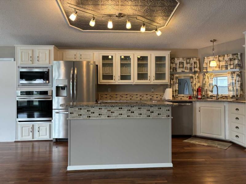 16 Beaver Lake Circle #3107