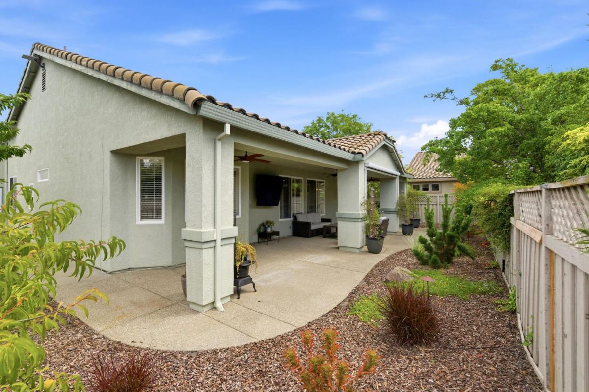 7824 Rosestone Lane