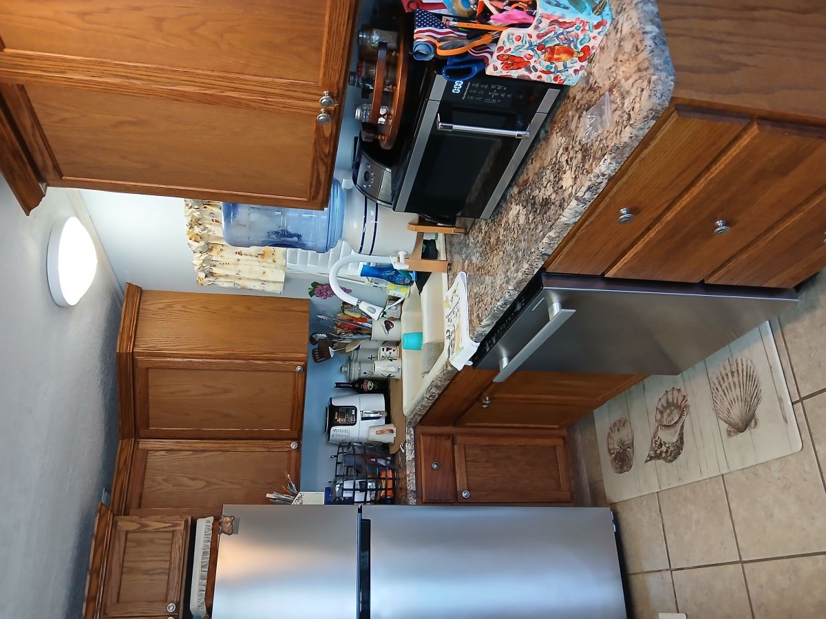 130 Harborhill Dr.