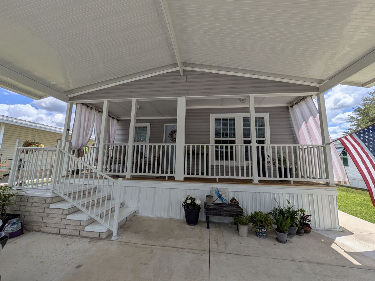 8880 SW 27th Ave #B021