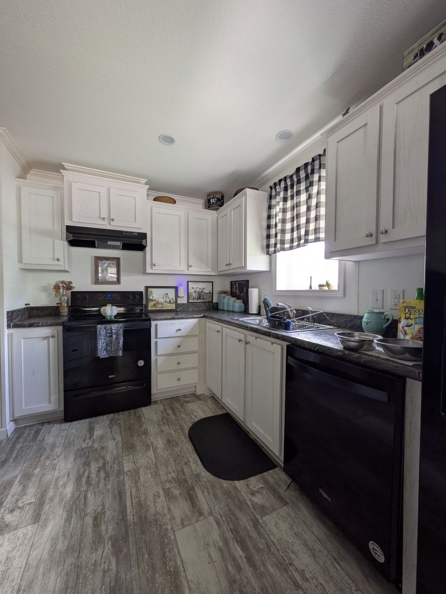 8880 SW 27th Ave #B021