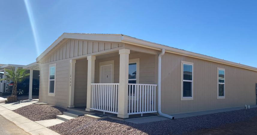 1110 North Henness Rd 2302