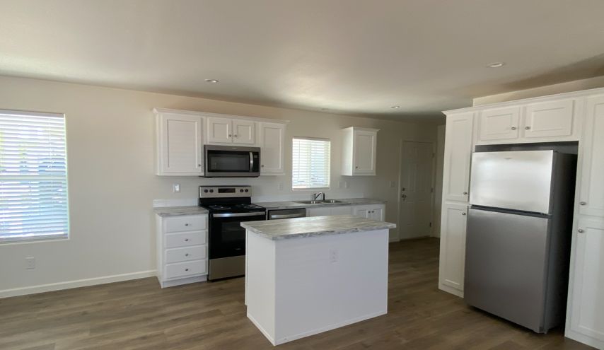 1110 North Henness Rd 2302