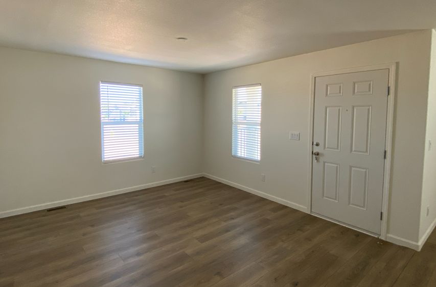 1110 North Henness Rd 2302