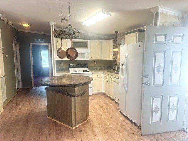 5200 28th Street North, #174