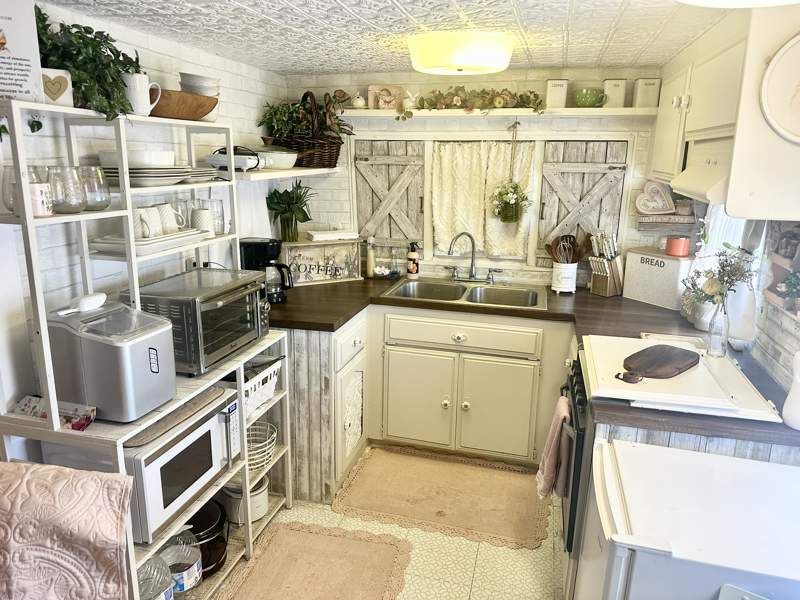 4065 E. University Drive #58