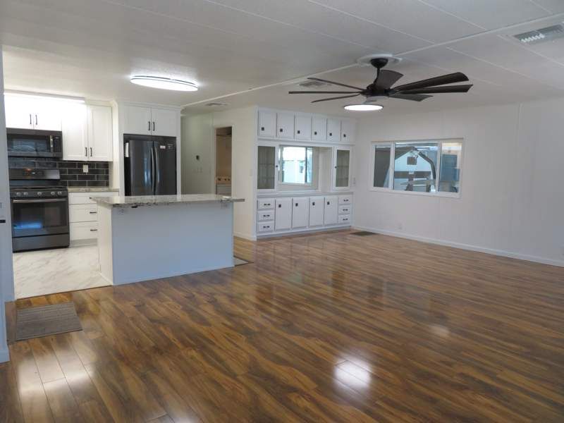 4065 E. University Drive #315