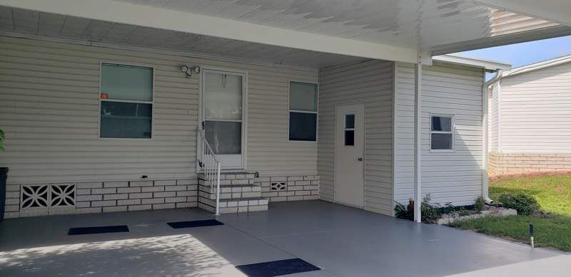 213 Kingfisher Ln.