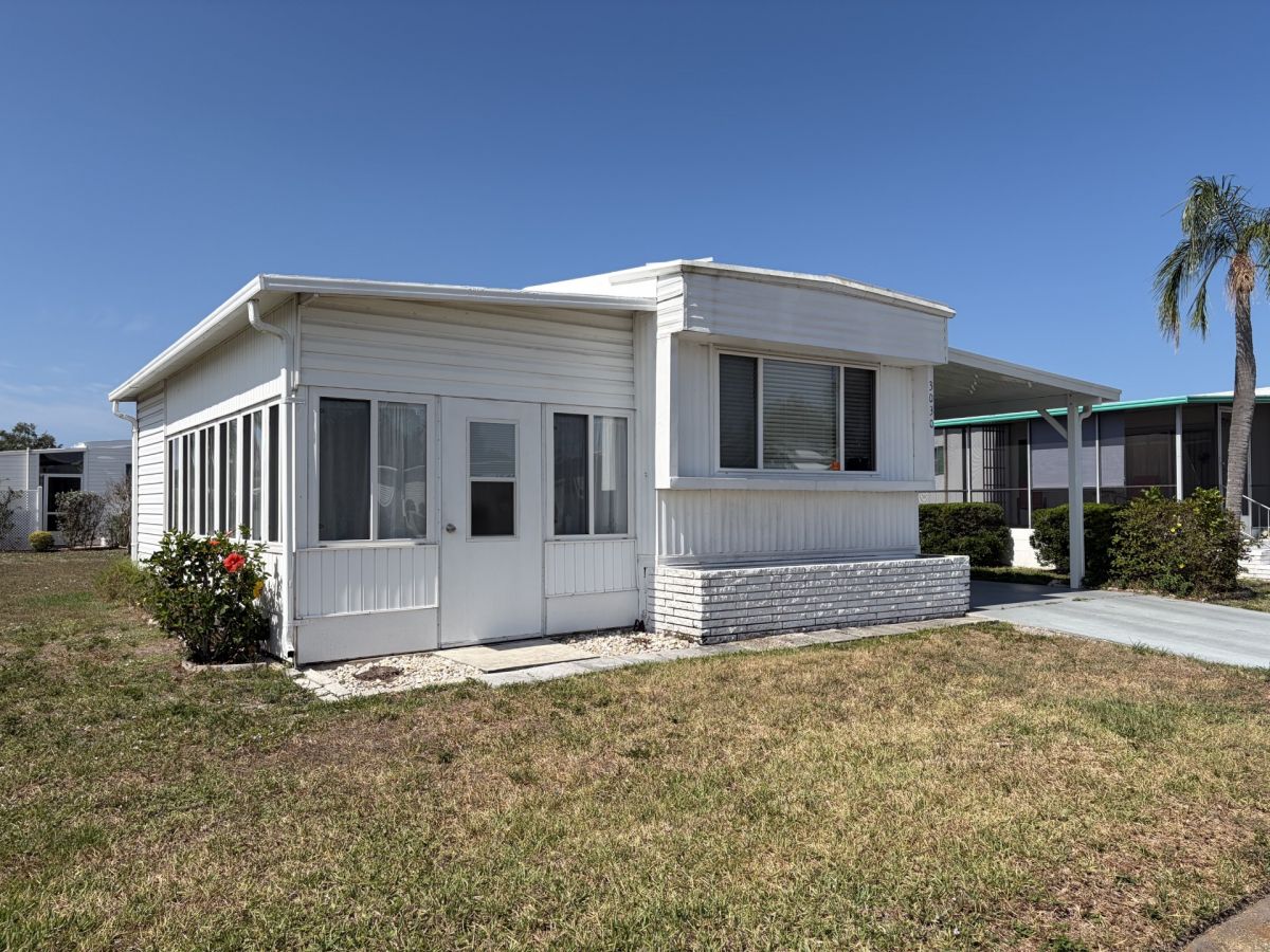 3030 Saralake Dr., North