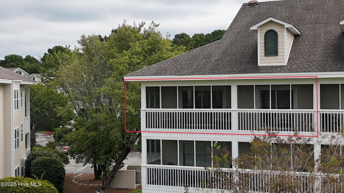 3350 Club Villas Drive