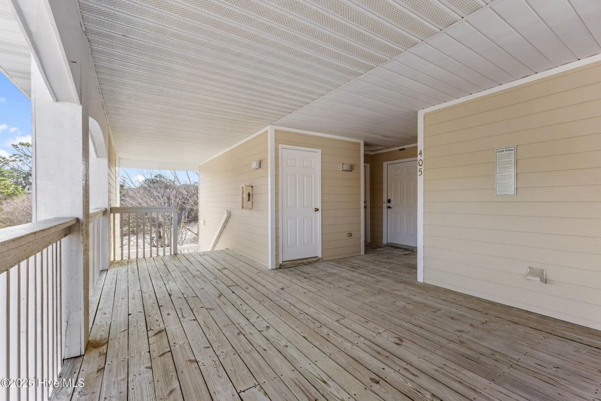 3350 Club Villas Drive