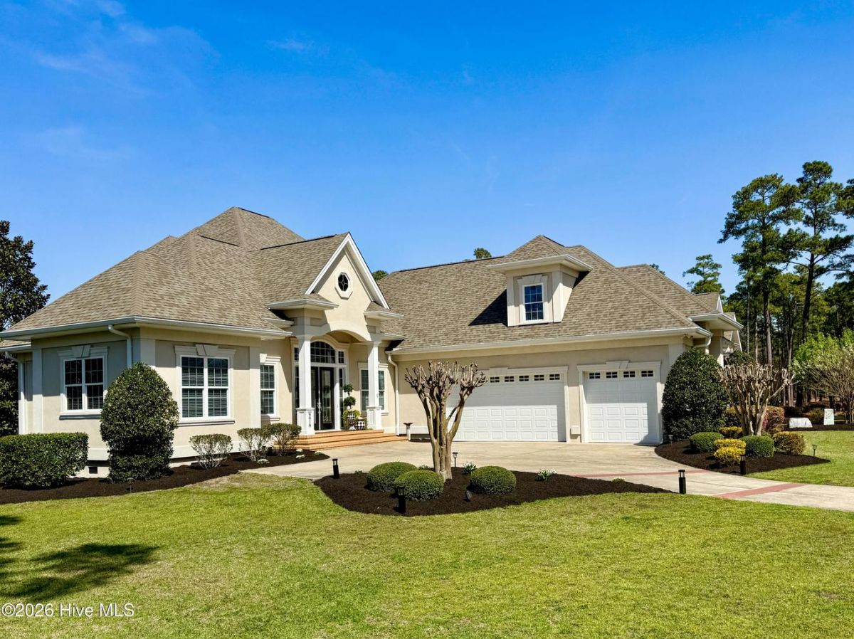 6618 Dunrobin Point