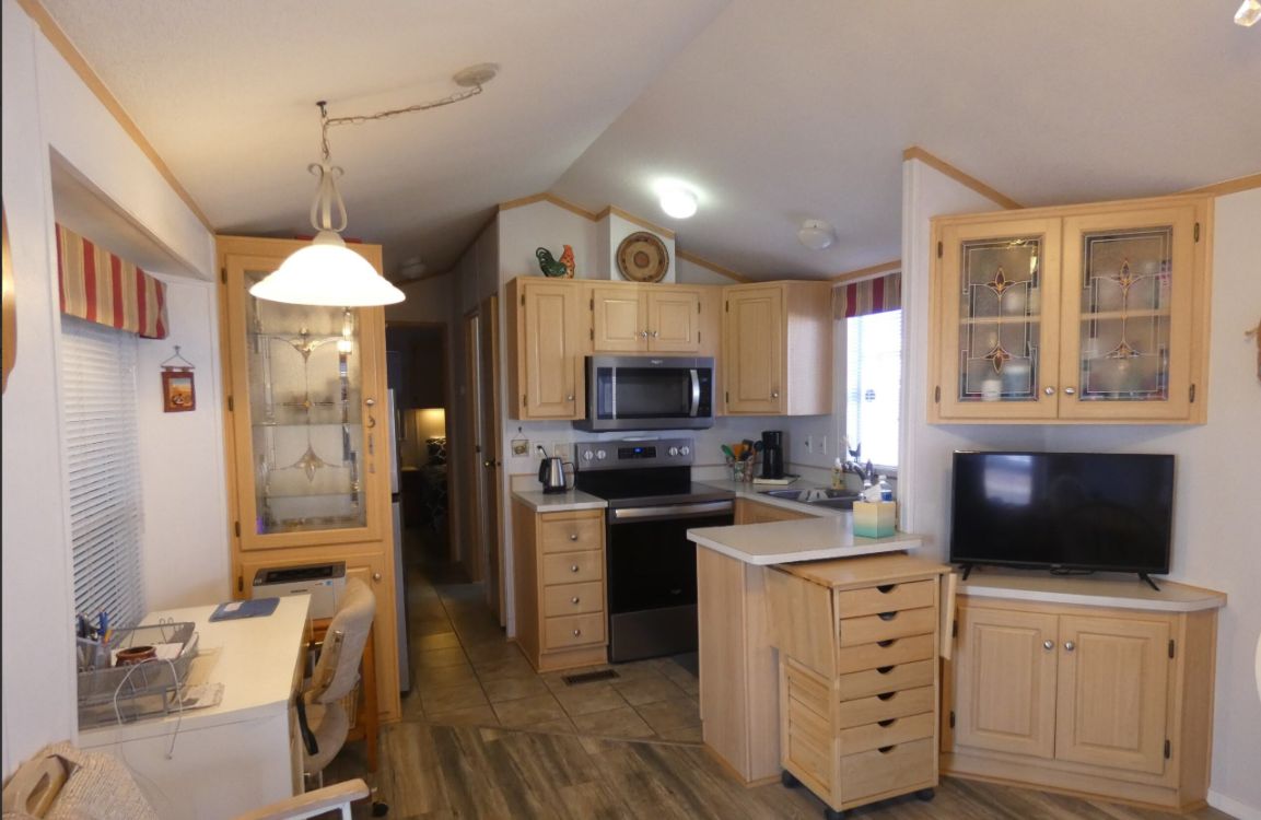 1110 North Henness Road, Site 936