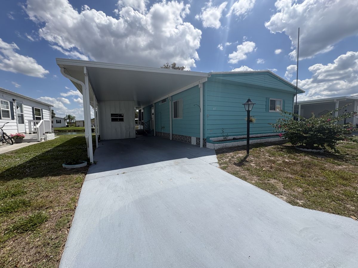 2552 NE Turner Ave #0087