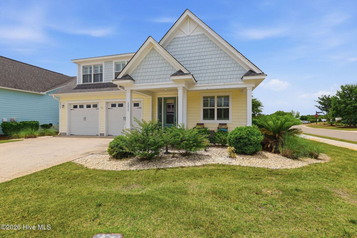 3215 Bay Winds Drive