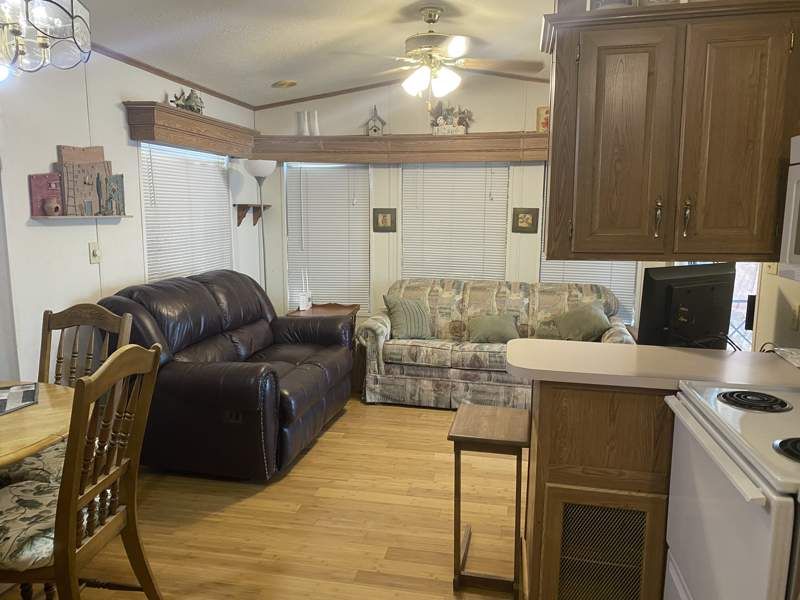10442 N Frontage Rd #276