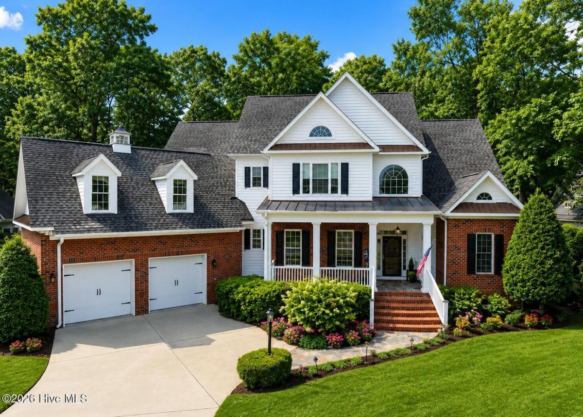 2764 Cedar Crest Drive