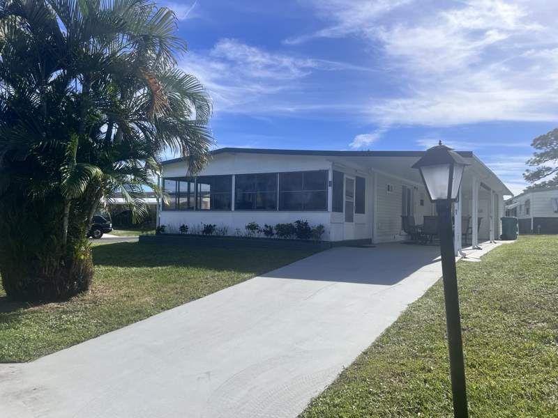 4364 Sir Kenneth Drive, #91