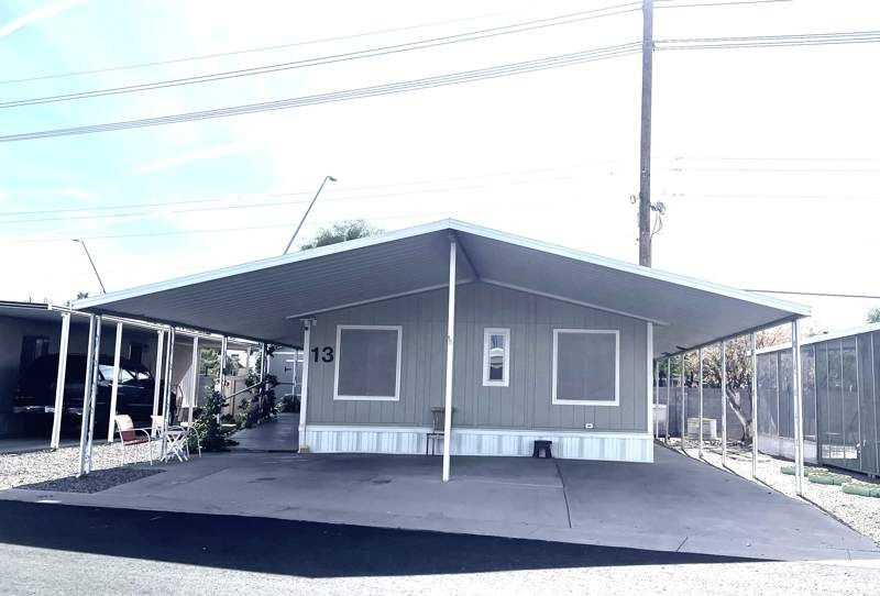 305 S. Val Vista Drive #13
