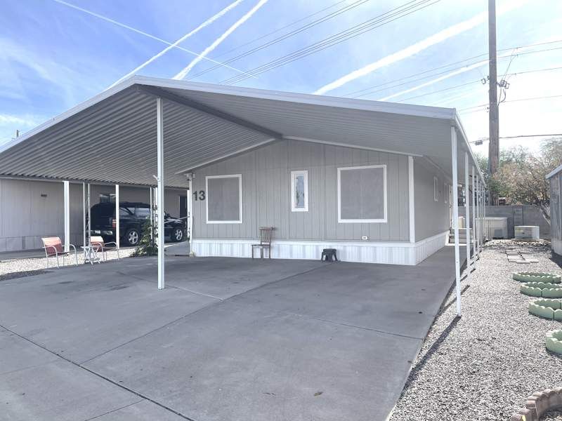 305 S. Val Vista Drive #13