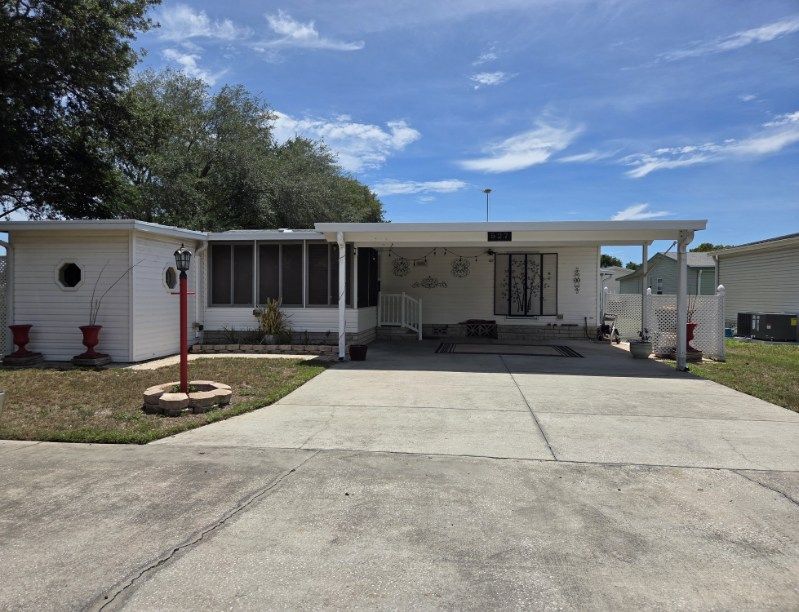 527 N Genathy Drive