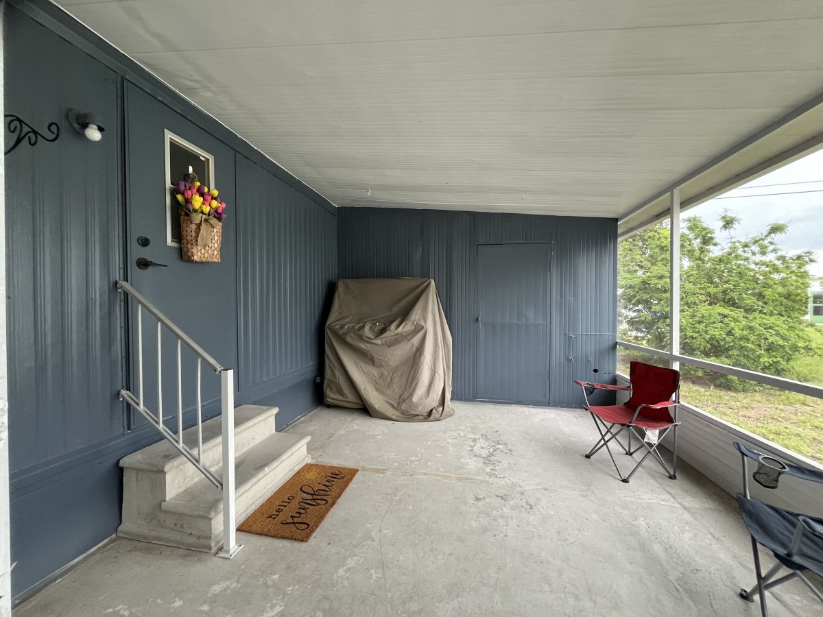 119 COTILLION LN.