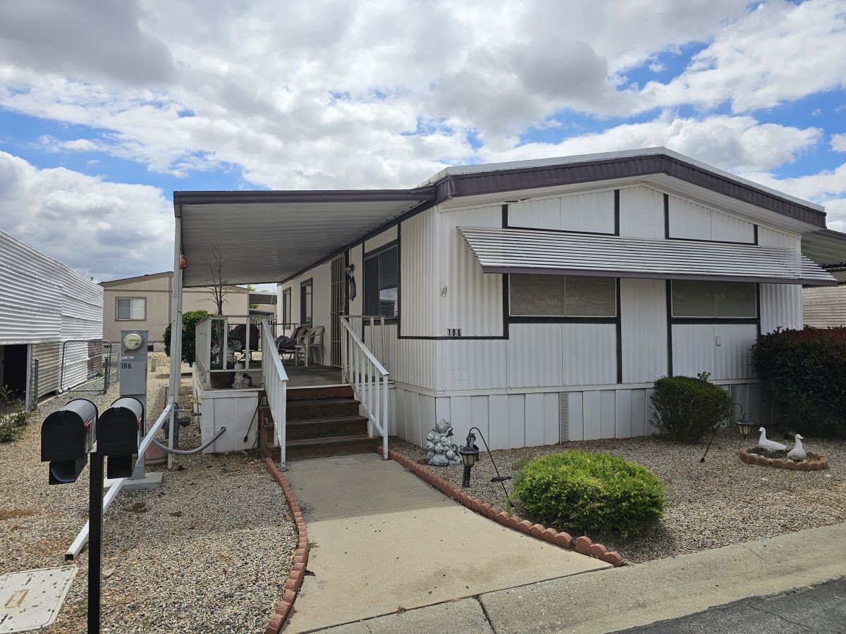27150 Shadel Rd #186