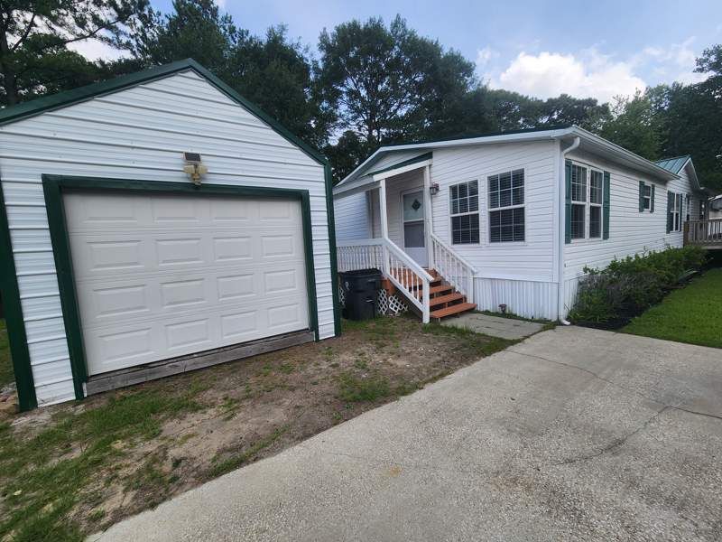 1032 Palm Drive