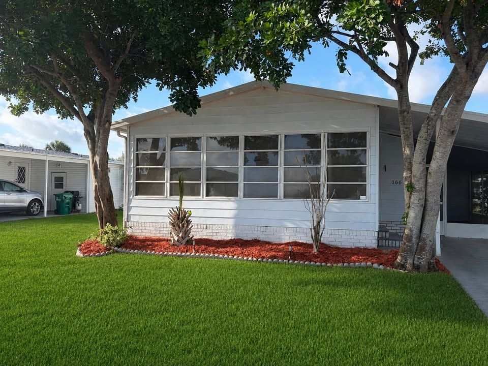 166 Steamboat Dr