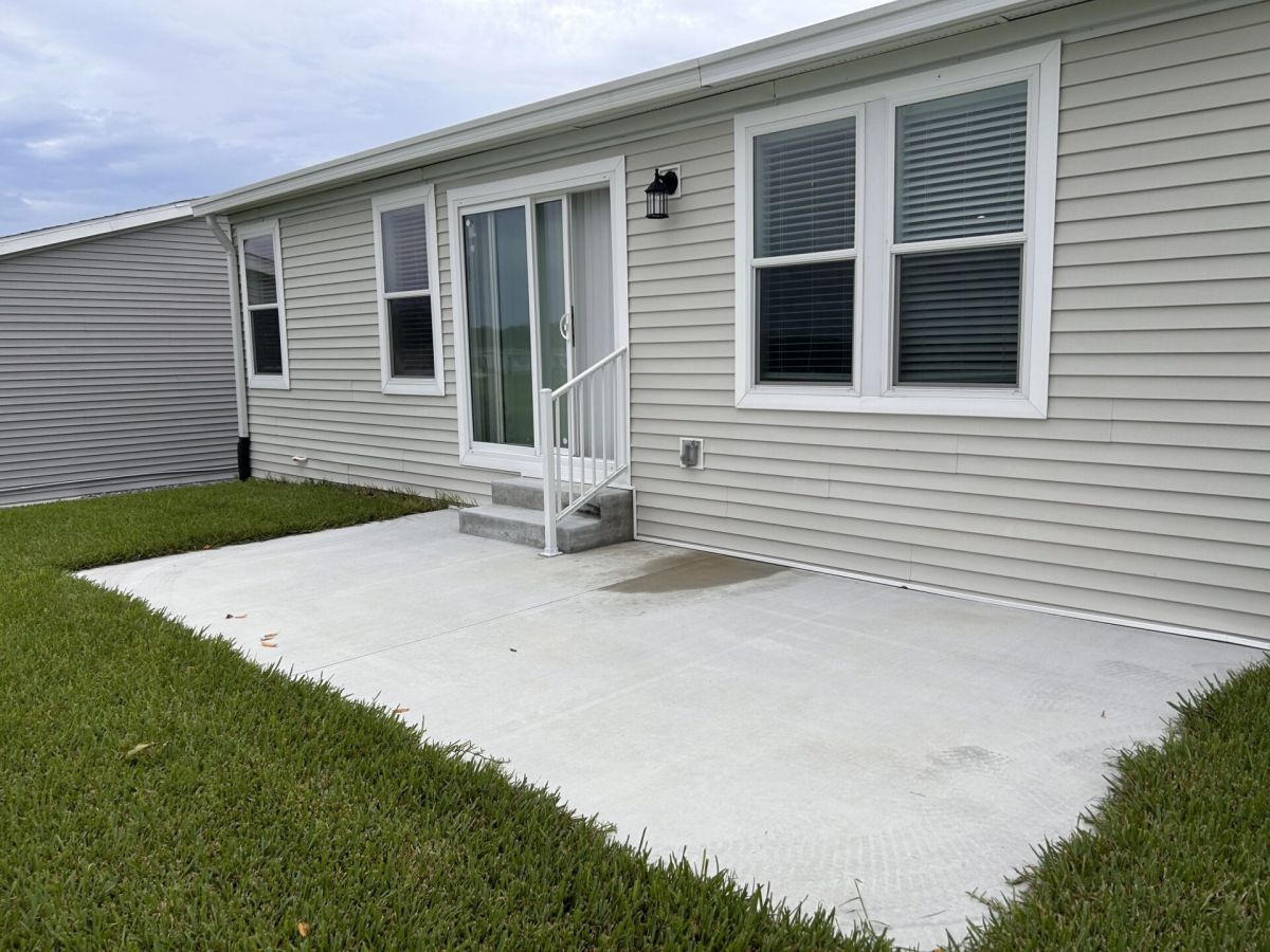 9024 Fairway Loop