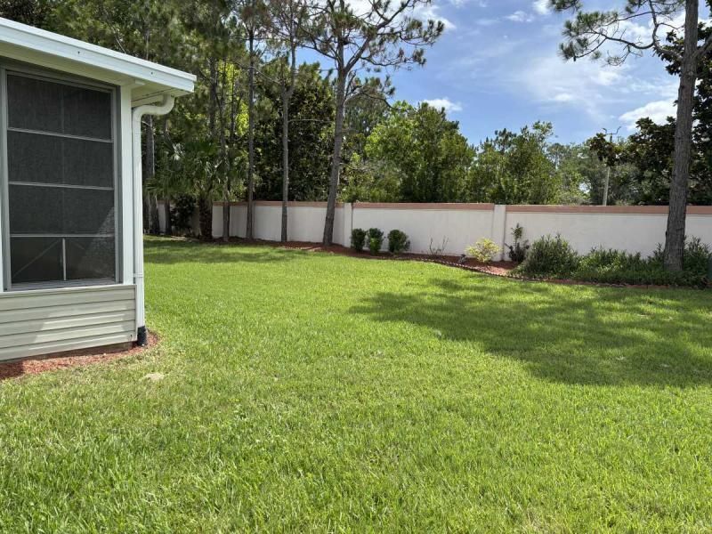 77 Green Forest Drive #511
