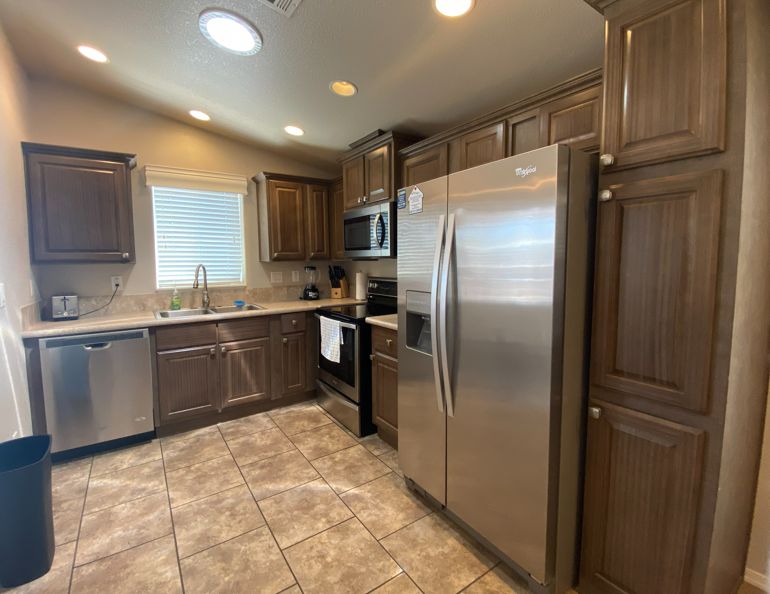 1110 North Henness Road, Site 1091