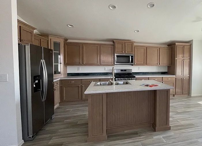 10936 E. APACHE TRAIL, LOT#82