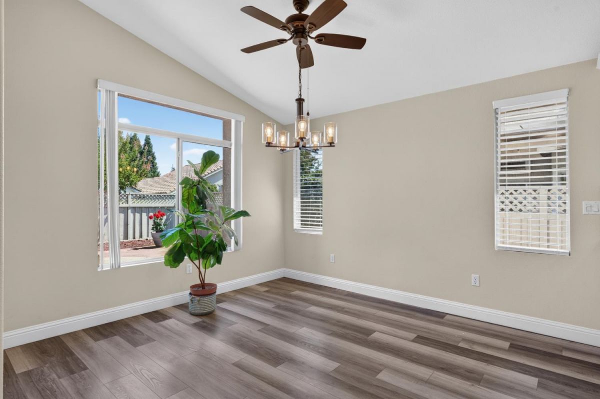 5297 Dreamgarden Loop